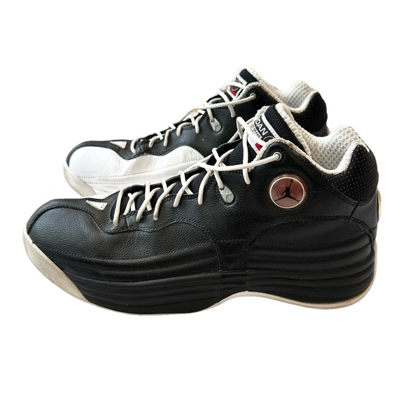 Air Jordan Jumpman Team Sneaker in Black/White Size 11.5 - Picture 8 of 16